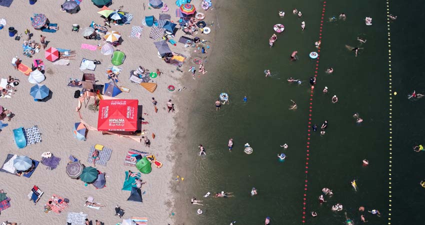 Plaża rodzinna i strzeżone kąpielisko z krystalicznie czystą wodą w Kopalni Wrocław